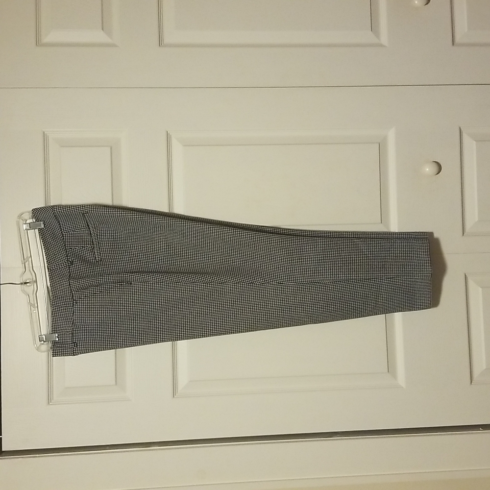 Ann Taylor, Size 12, Houndstooth Ankle Slacks